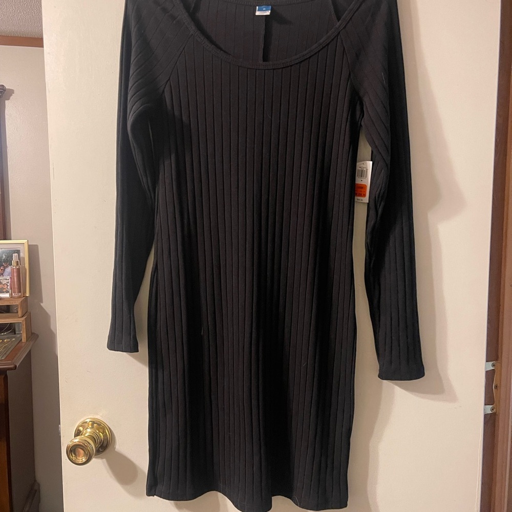 Old Navy Black Long Sleeve Sheath Dress
